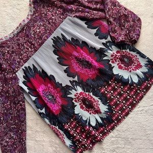Anthropologie One September Caia Floral Pleated Back Mixed Media Boho Blouse